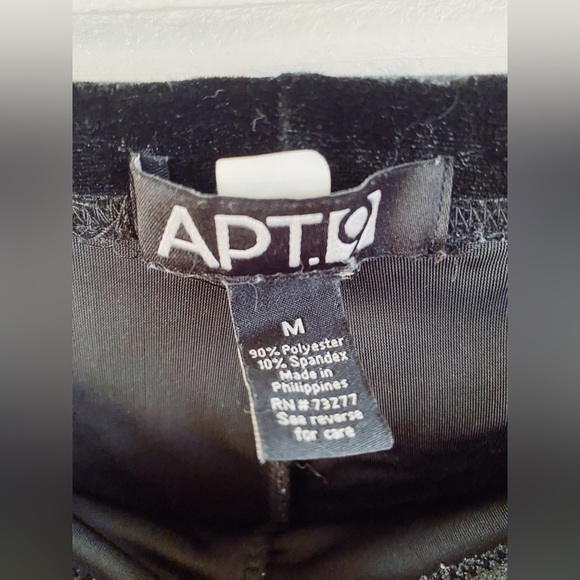 Apt. 9 Black Velvet Elastic Waist Pants Size Medium - Picture 3 of 4